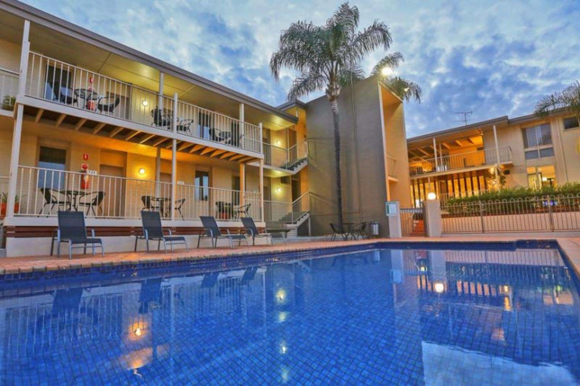 Commodore Mildura Motel المظهر الخارجي الصورة